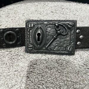 Ring of Fire Large Brown Belt with Keyhole Metal Buckle and Keyhole Adornments